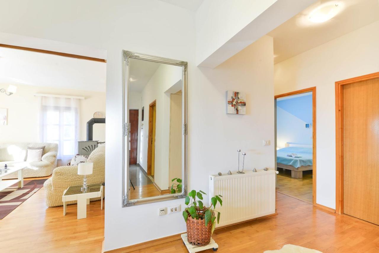 Villa Niko With Private Swimming Pool Zara Esterno foto