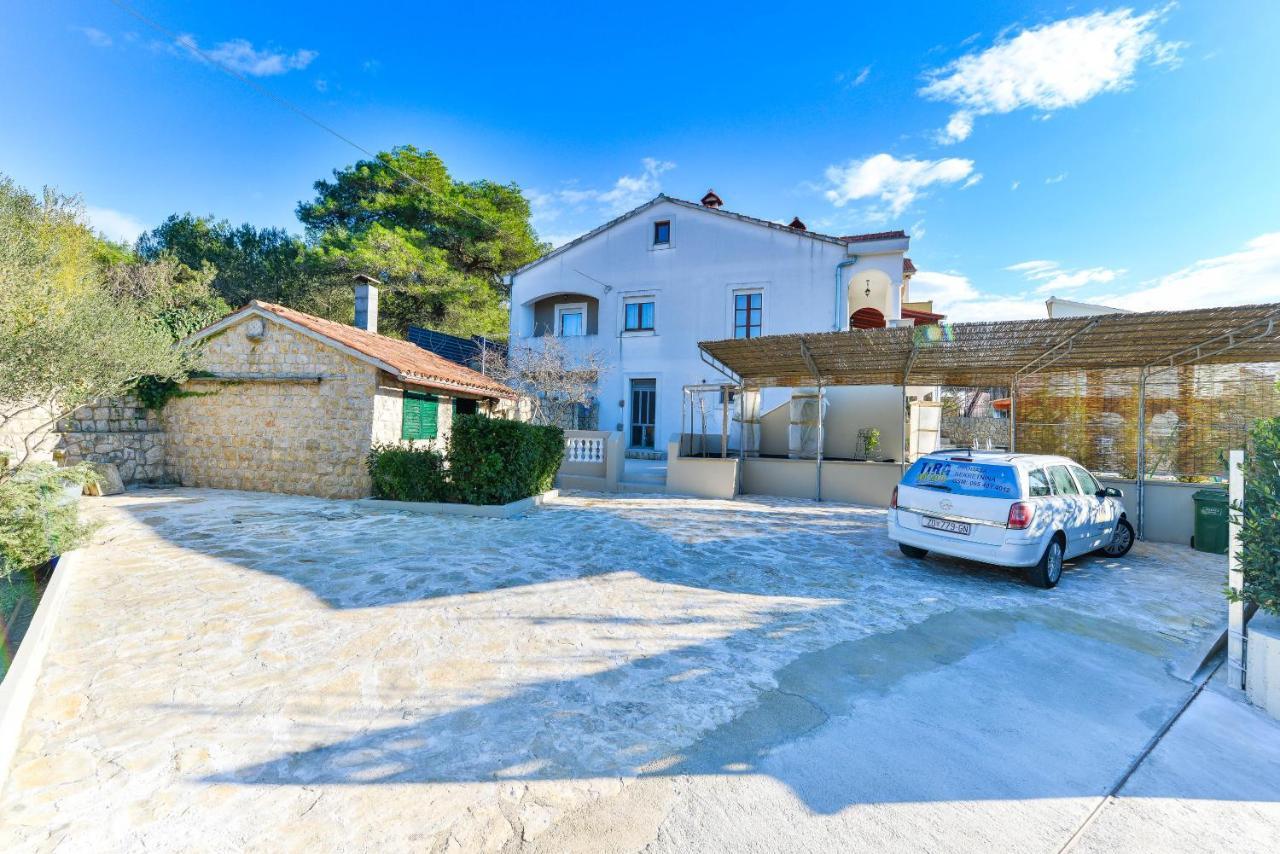 Villa Niko With Private Swimming Pool Zara Esterno foto